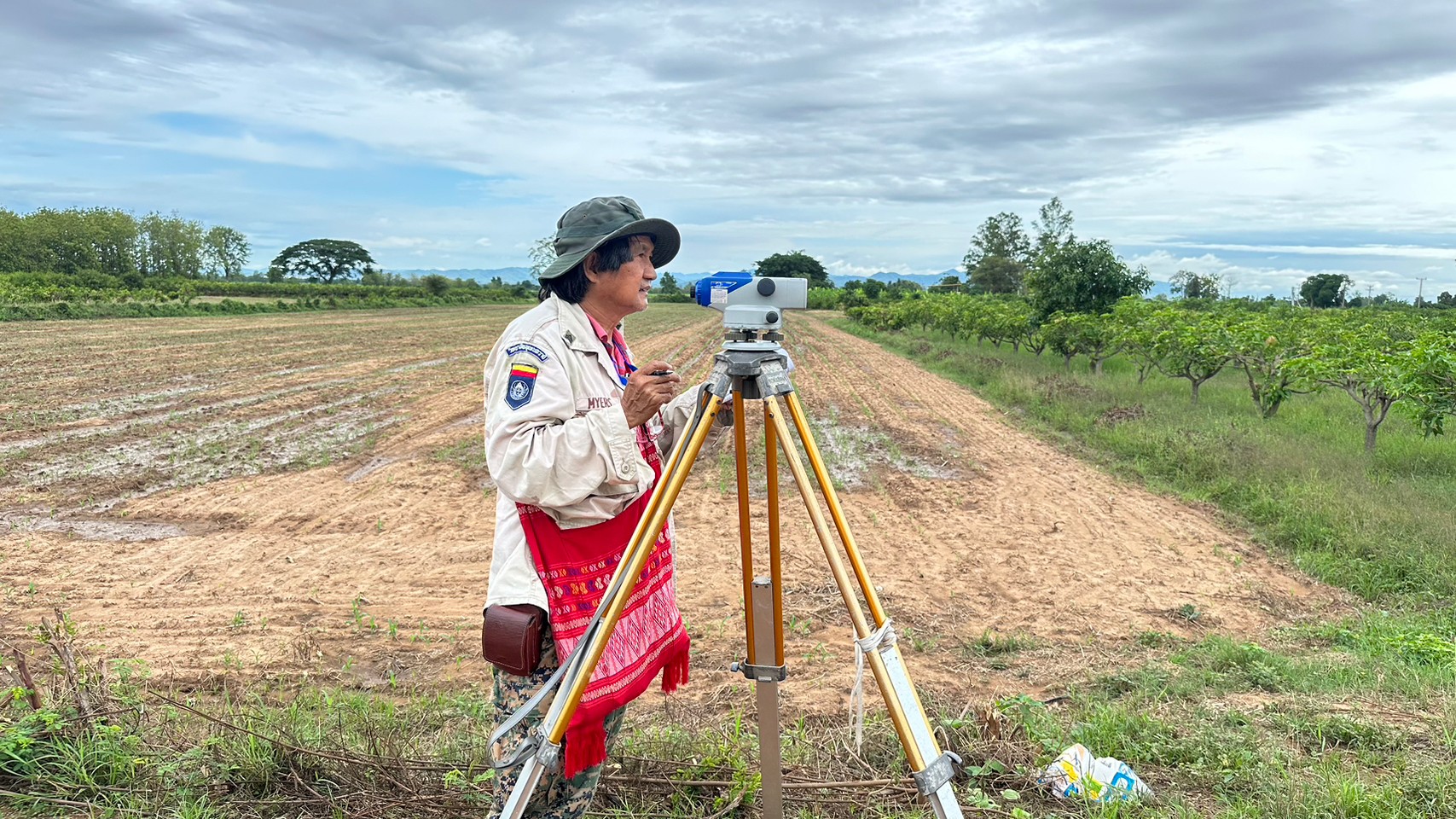title - สำรวจความเหมาะสมงานพัฒนาโครงสร้างพื้นฐานทางคมนาคมในเขตปฏิรูปที่ดินจังหวัดสุโขทัย